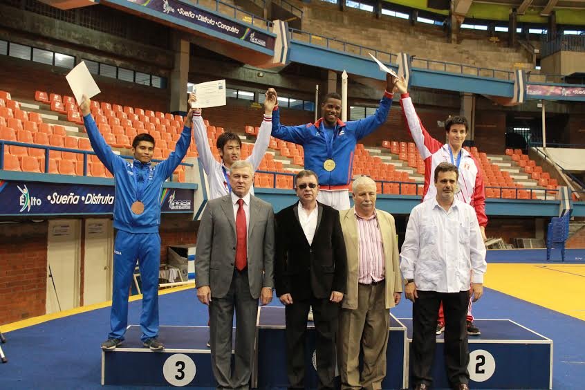 EL SALVADOR: El Salvador tercer lugar en la copa del mundo juvenil de espada masculino 2015