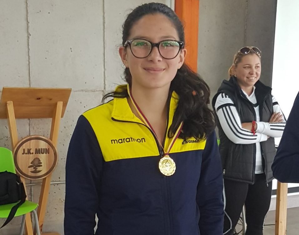 tw - Anna Lía Zuquilanda Platonoff (ECU)